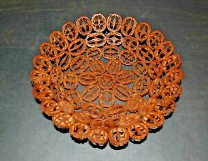 cuenco hecho con cascara de nuez